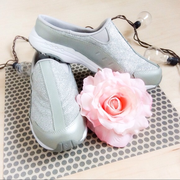 easy spirit traveltime silver sparkle